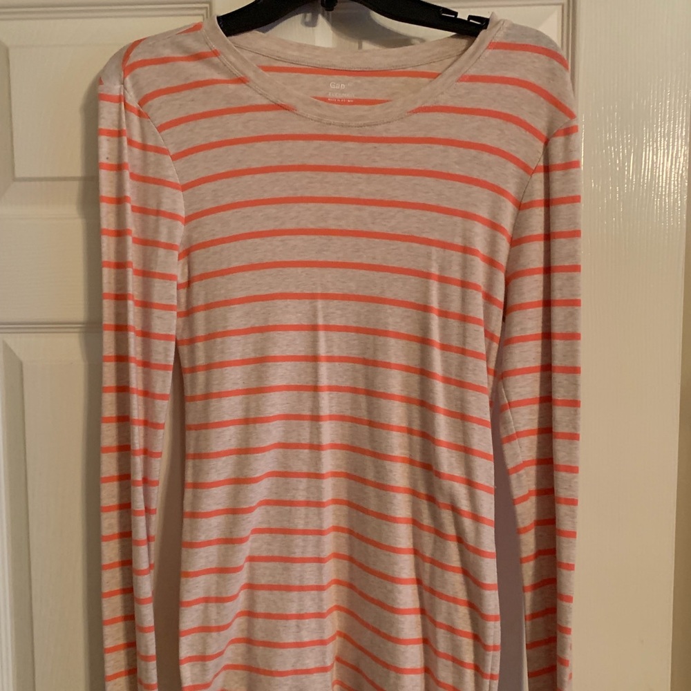 Gap long sleeve T-shirt